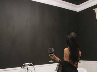 Erotikus videocsevegés -Alena-a