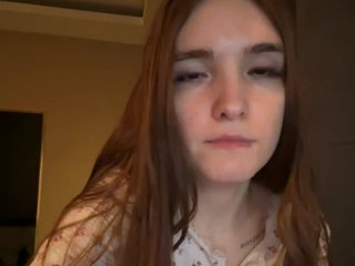 Erotikus videocsevegés -Apelsinka-