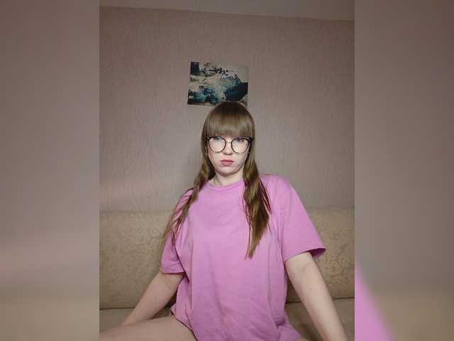 Fényképek LilyCandy Welcome to my room. My name is Julia. Don't forget to put love and subscribe *In addition to privates, I go to a group (60tknmin). The strongest vibration is 222tkn