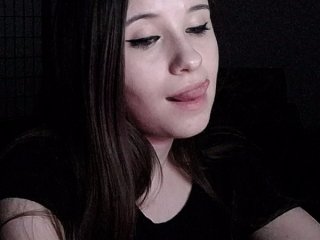 Fényképek -Lamolia- Hi,I'm Mila * Let's have good time together * sexy roulettee 33 tokens ( prizes list in profile) *