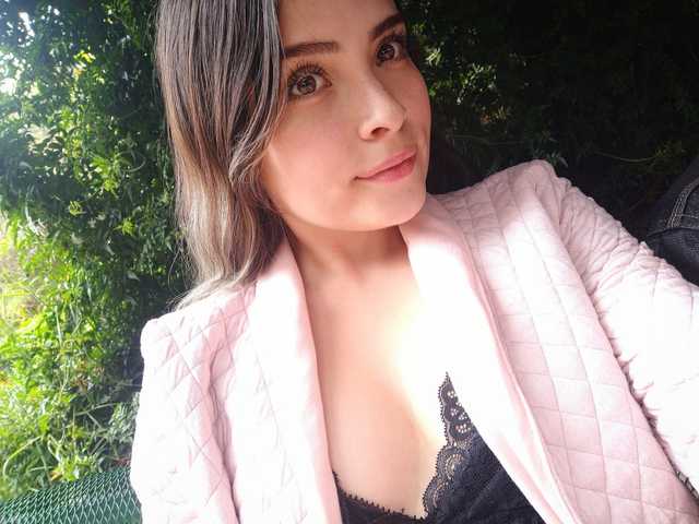 A profil fényképe -Melany-01