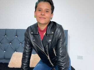 Erotikus videocsevegés -nicky