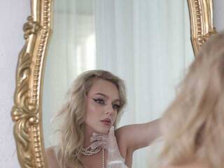 Erotikus videocsevegés -Arisha-