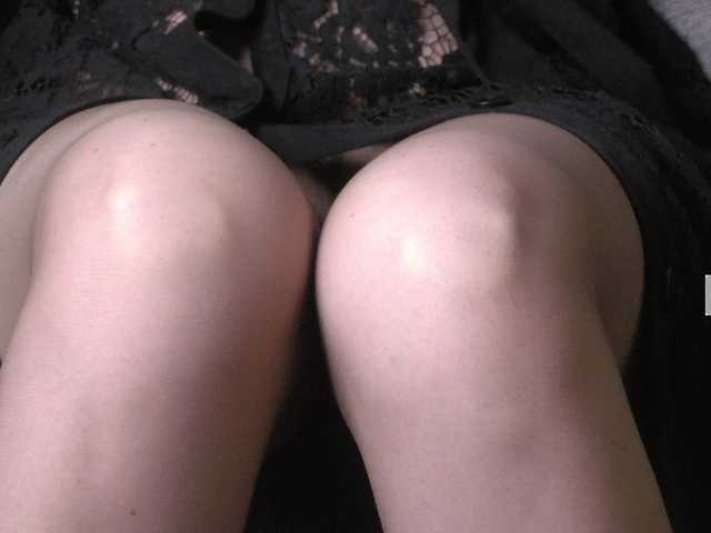 Fényképek 33mistress33 Serve at my silky legs. Pm 25. #pantyhose#heels#humiliation#feet#strapon#joi#cei#sph#cbt#edge#sissy#feminization##chastity#cuckold