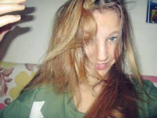 Erotikus videocsevegés aannett22