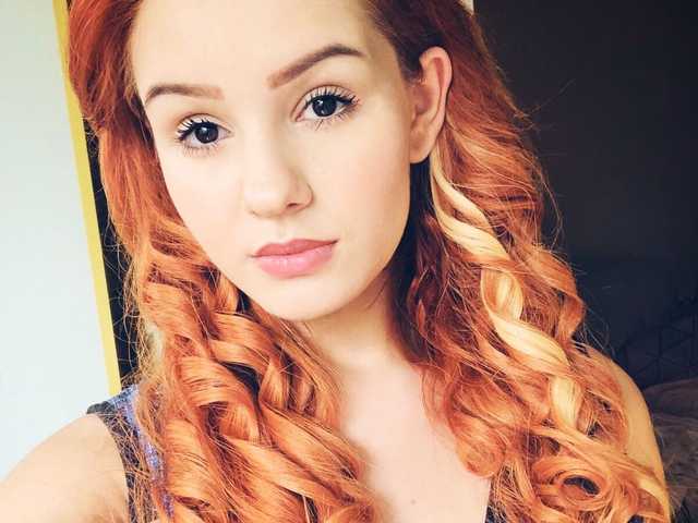 A profil fényképe 1_Aariella_1