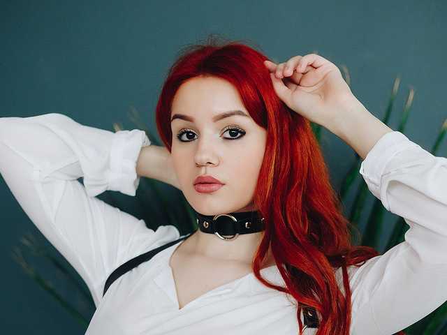 A profil fényképe 1_Aariella_1