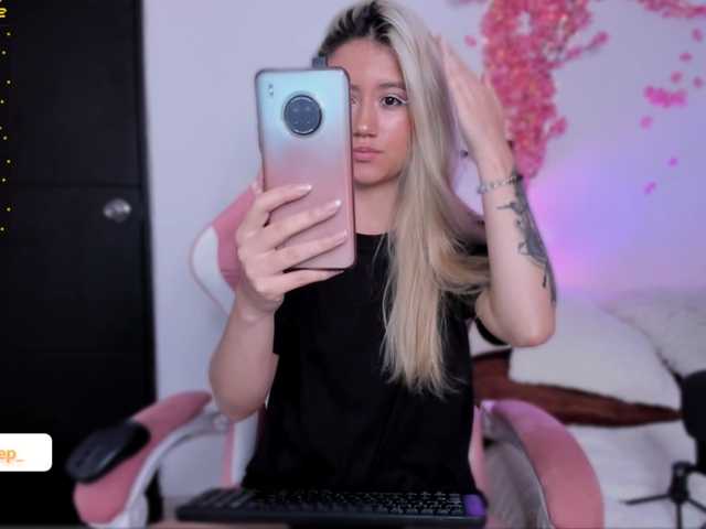 Fényképek abby-deep Welcome To my room, Naked and sexy dances and plays dildo when completing the goal