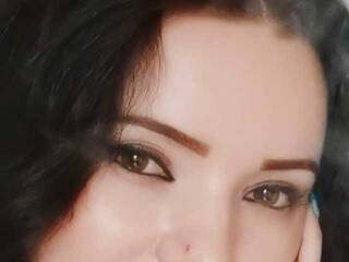 Erotikus videocsevegés fantasyabby