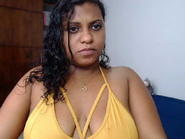 Fényképek AbbyLunna1 hot latina girl wants you to help her squirt # big tits # big ass # black pussy # suck # playful mouth # cum with me mmmm