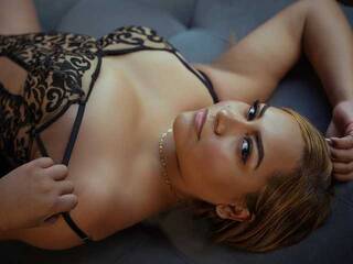 Erotikus videocsevegés AbbyParis