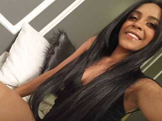 Erotikus videocsevegés abbypeachxxx