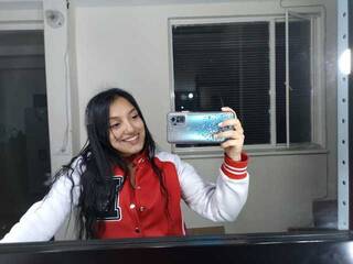 Erotikus videocsevegés AbrilGV