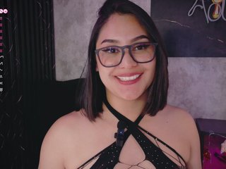 Erotikus videocsevegés AdaKolex