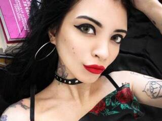 Erotikus videocsevegés AdaAmor