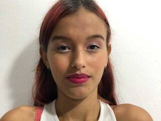 Erotikus videocsevegés adaralove1