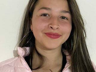 Erotikus videocsevegés ADARANYK