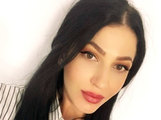 Erotikus videocsevegés Adda-Maris