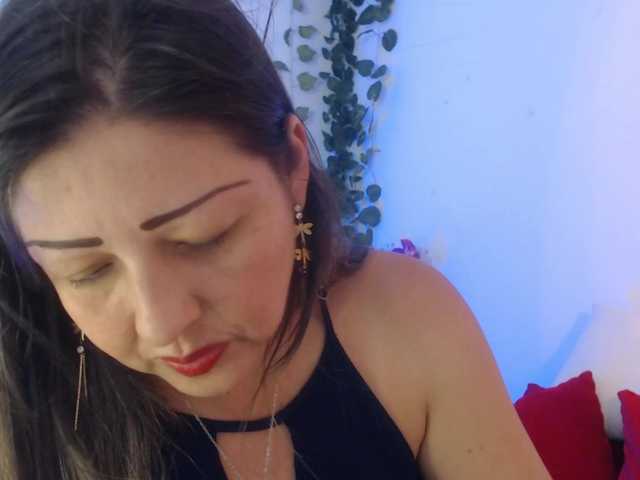 Fényképek Addison04 hello, follow me so that bonga enables me on twitter´´the sound of the tokens excites me´´ #mature #milf #bigass #bigboobs #dominatio @total n @sofar @remain