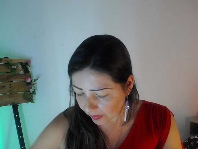 Fényképek Addison04 hello, follow me so that bonga enables me on twitter´´the sound of the tokens excites me´´ #mature #milf #bigass #bigboobs #dominatio @total n @sofar @remain