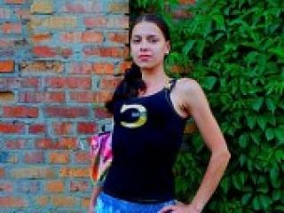 A profil fényképe addriana