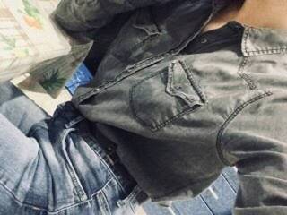 Erotikus videocsevegés AdeleFane