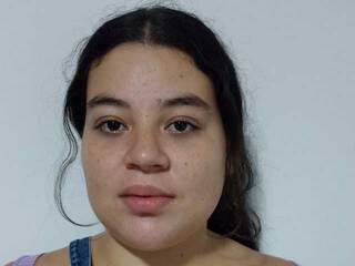 Erotikus videocsevegés Adelethompson