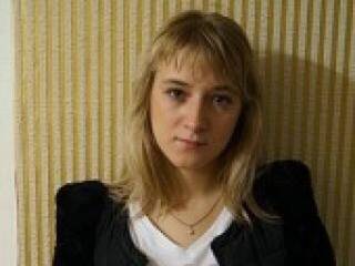 Erotikus videocsevegés adeliayy