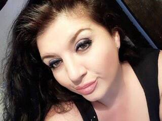 Erotikus videocsevegés Adelie