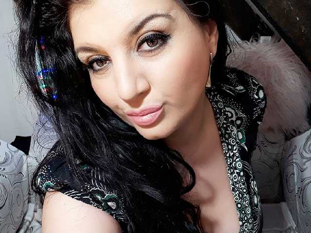 A profil fényképe AdelineValo