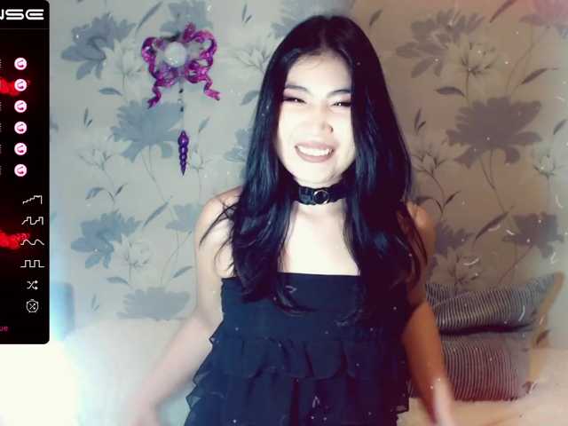Fényképek adellasweety #cum show#get naked#sguirt#asian play with pussy