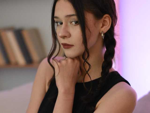 A profil fényképe Adetta