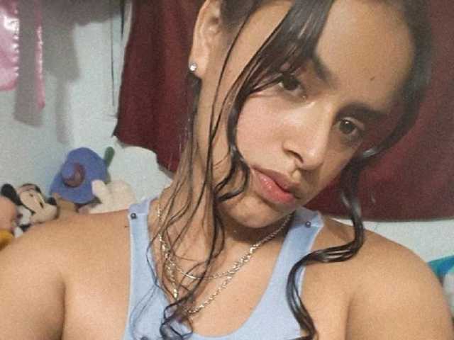 A profil fényképe Adhara18x