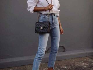 Erotikus videocsevegés adriana_crystal