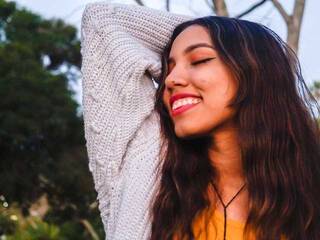 Erotikus videocsevegés afroditagods