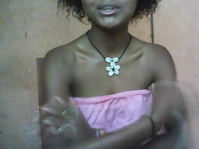 Fényképek afrogirlsexy hello everyone, i need tks for play with here, let s tip me now, i m ready , 50 tks naked