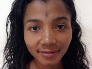 Erotikus videocsevegés Aichaxxl