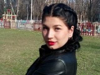 A profil fényképe aienur