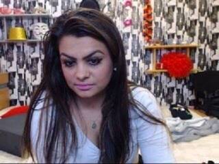 Erotikus videocsevegés AilynBigAss