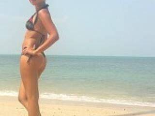 Erotikus videocsevegés airrren