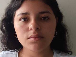 Erotikus videocsevegés aishahot12