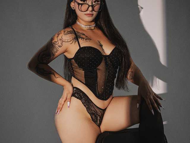 A profil fényképe Alahia-Dangelo