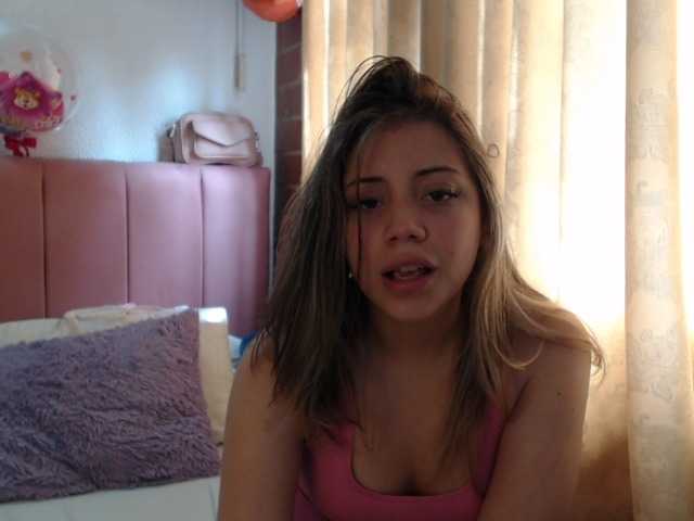 Sugárzási képernyőképek Alaina-Blessed