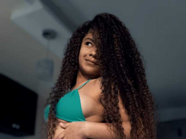 A profil fényképe alana-lolly