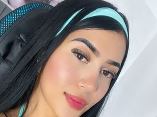 Erotikus videocsevegés AlanaChloee