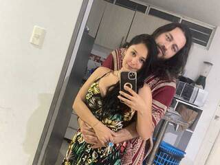 Erotikus videocsevegés AlanAndrea