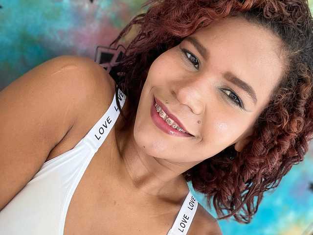 A profil fényképe alannakim