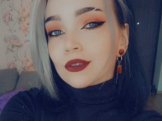 A profil fényképe Alastaira
