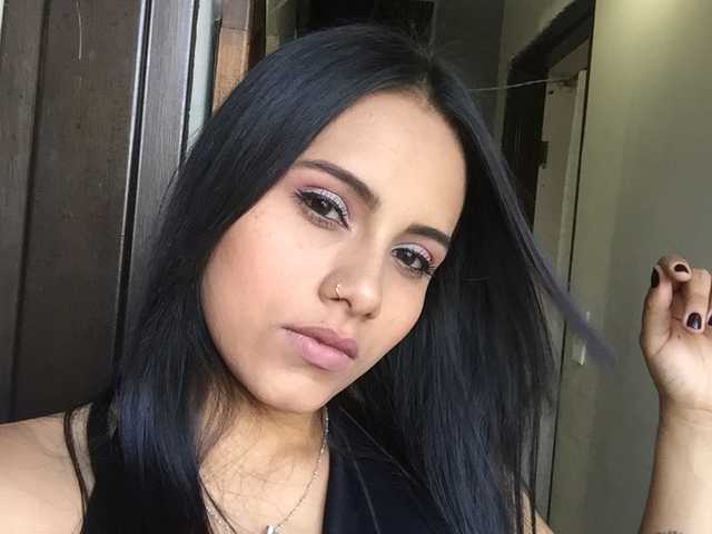 A profil fényképe Aleja-26