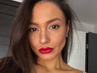 Erotikus videocsevegés AleksaHarvy